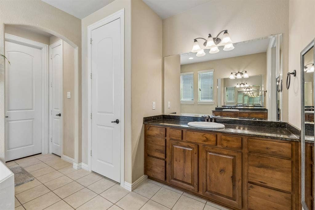 7258 Mirada, Grand Prairie, TX 75054 7258 Mirada, Grand Prairie, TX 75054