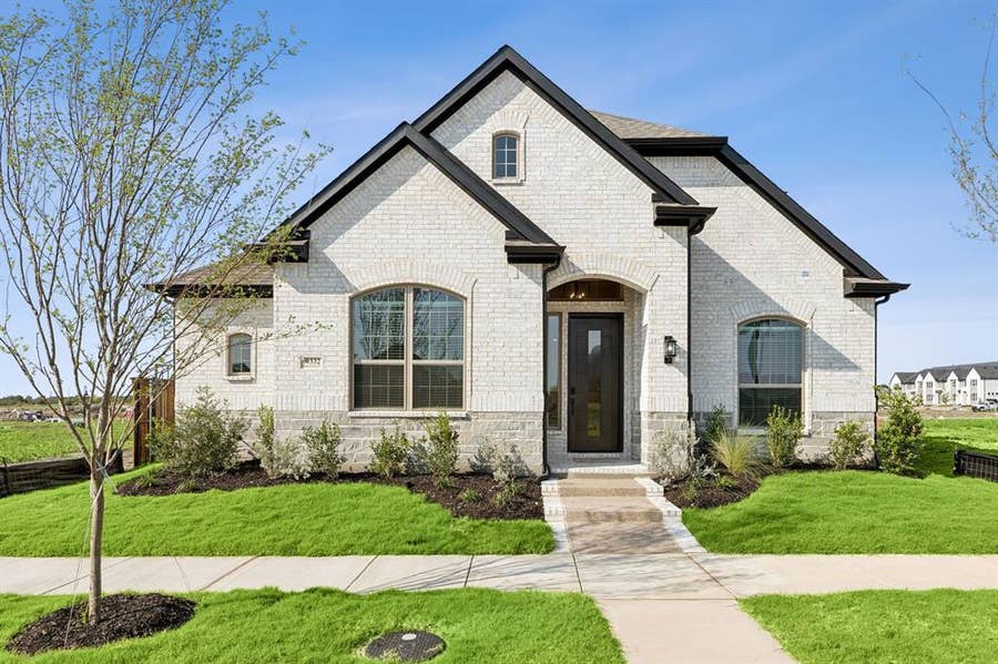 Property photo for 9332 Crimson Sweet Drive, Mesquite, TX
