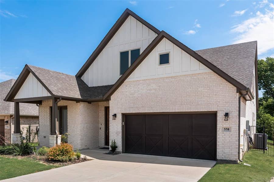 Property photo for 558 Torrey Pines Circle, Heath, TX
