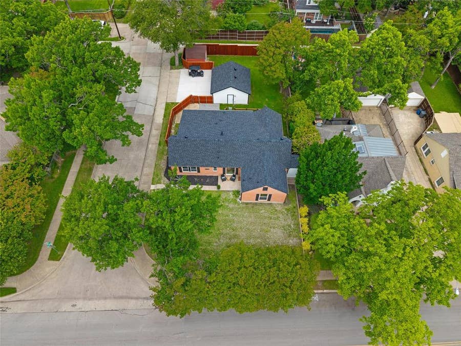 Property photo for 7003 Lindsley Avenue, Dallas, TX