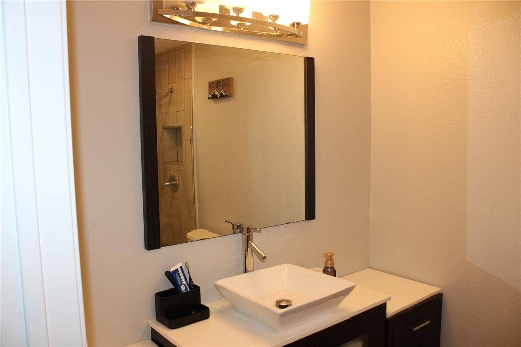 4900 Lake Hurst Drive, Waco, TX 76710 4900 Lake Hurst Drive, Waco, TX 76710