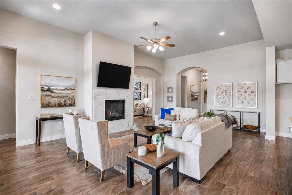 409 Calmwater Cove, McKinney, TX 75071 409 Calmwater Cove, McKinney, TX 75071