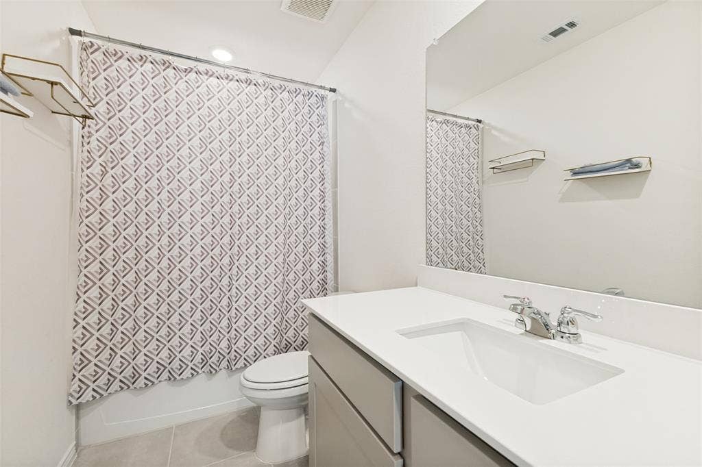 756 Daybreak Lane, Lavon, TX 75166 756 Daybreak Lane, Lavon, TX 75166