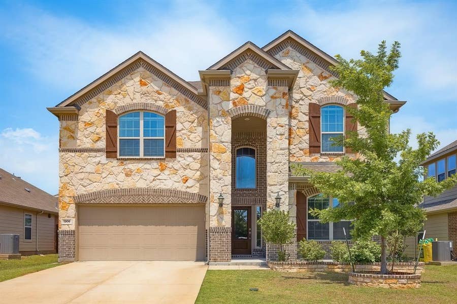 Property photo for 1306 Crossvine Drive, Anna, TX