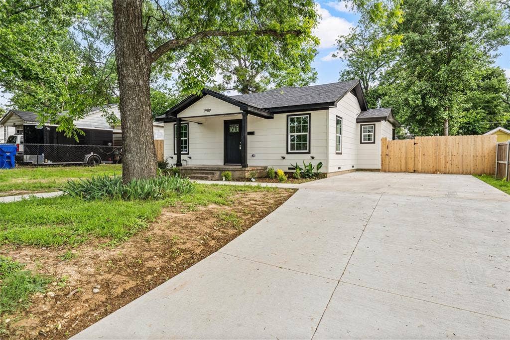 1909 Columbia Street, Waco, TX 76711
