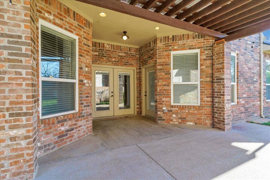 3300 Fountain Way, Granbury, TX 76049 3300 Fountain Way, Granbury, TX 76049