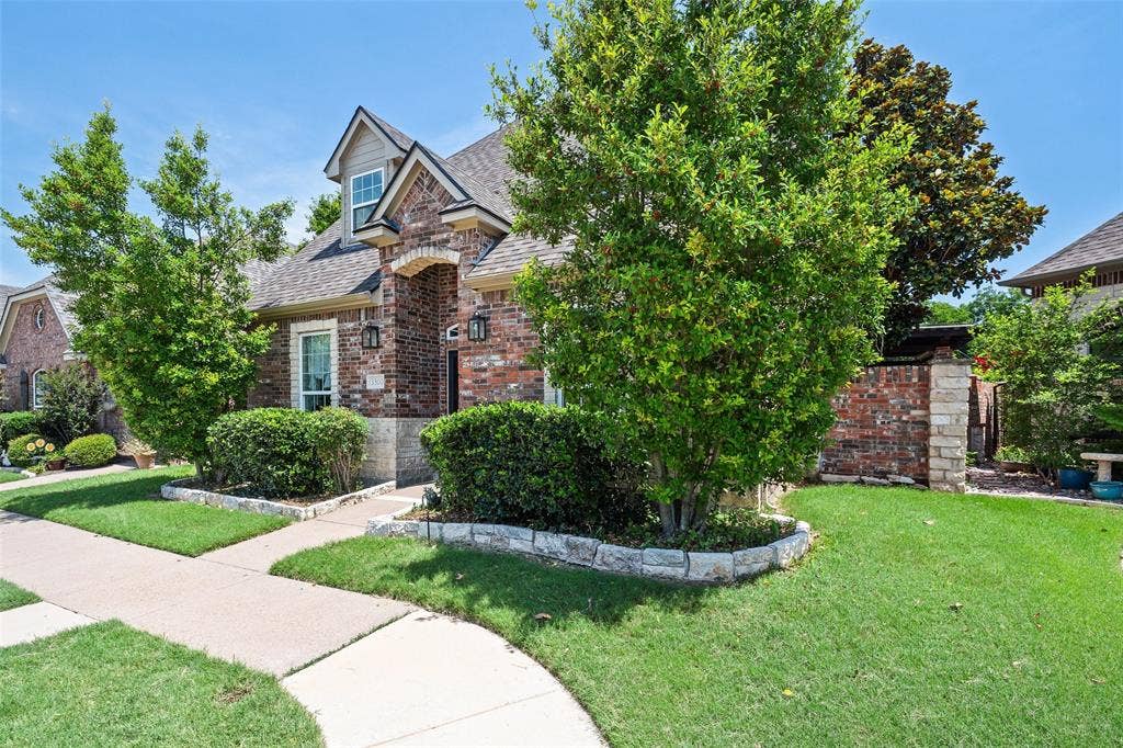 3300 Fountain Way, Granbury, TX 76049 3300 Fountain Way, Granbury, TX 76049
