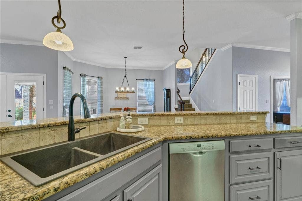 3300 Fountain Way, Granbury, TX 76049 3300 Fountain Way, Granbury, TX 76049