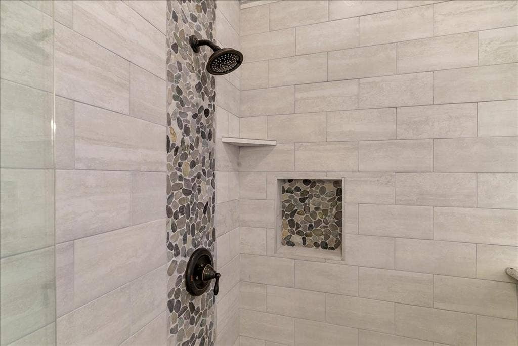 3300 Fountain Way, Granbury, TX 76049 3300 Fountain Way, Granbury, TX 76049
