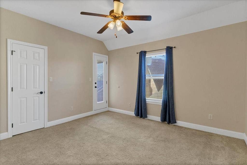 3300 Fountain Way, Granbury, TX 76049 3300 Fountain Way, Granbury, TX 76049