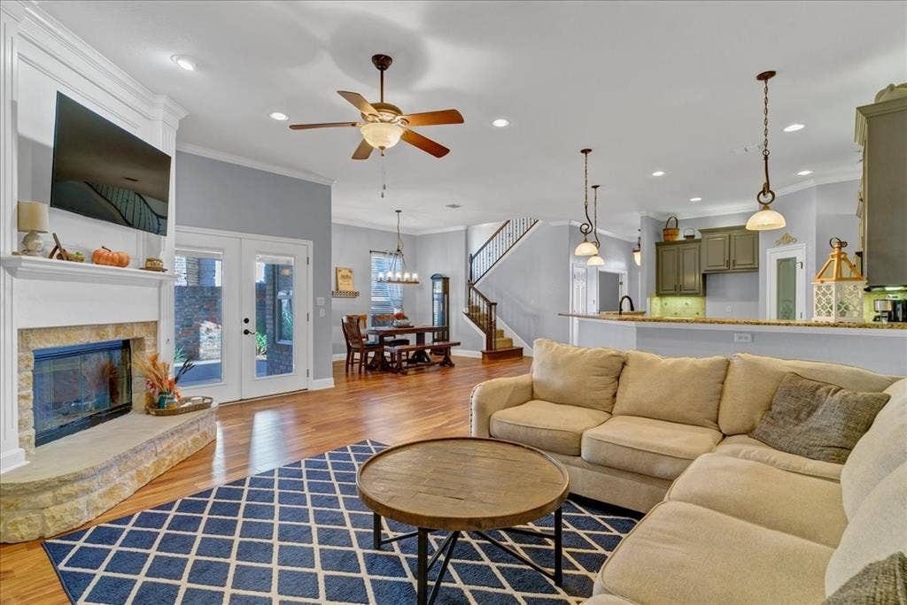 3300 Fountain Way, Granbury, TX 76049 3300 Fountain Way, Granbury, TX 76049