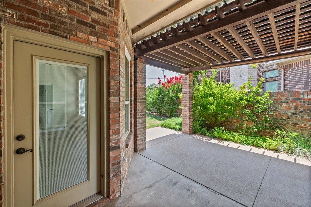 3300 Fountain Way, Granbury, TX 76049 3300 Fountain Way, Granbury, TX 76049