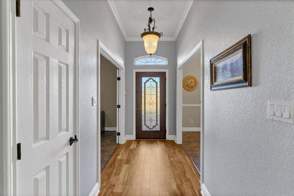 3300 Fountain Way, Granbury, TX 76049 3300 Fountain Way, Granbury, TX 76049