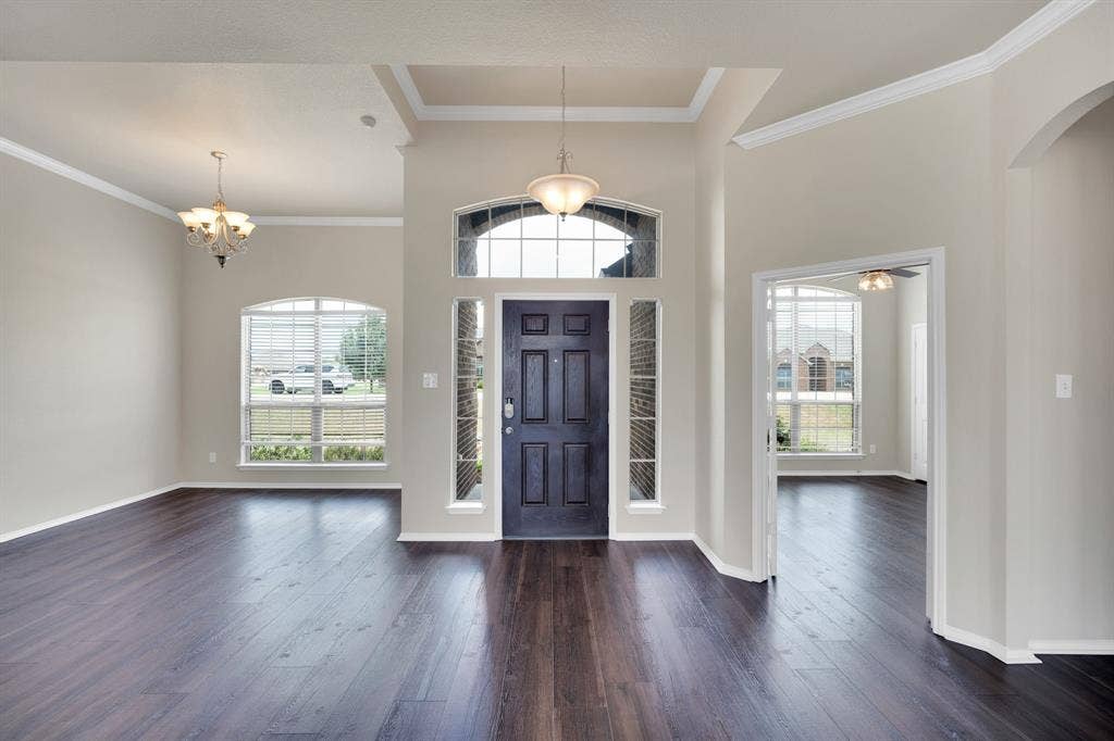 100 Windsor Circle, Waxahachie, TX 75165 100 Windsor Circle, Waxahachie, TX 75165