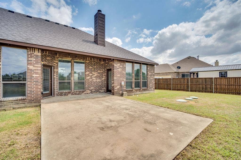 100 Windsor Circle, Waxahachie, TX 75165 100 Windsor Circle, Waxahachie, TX 75165