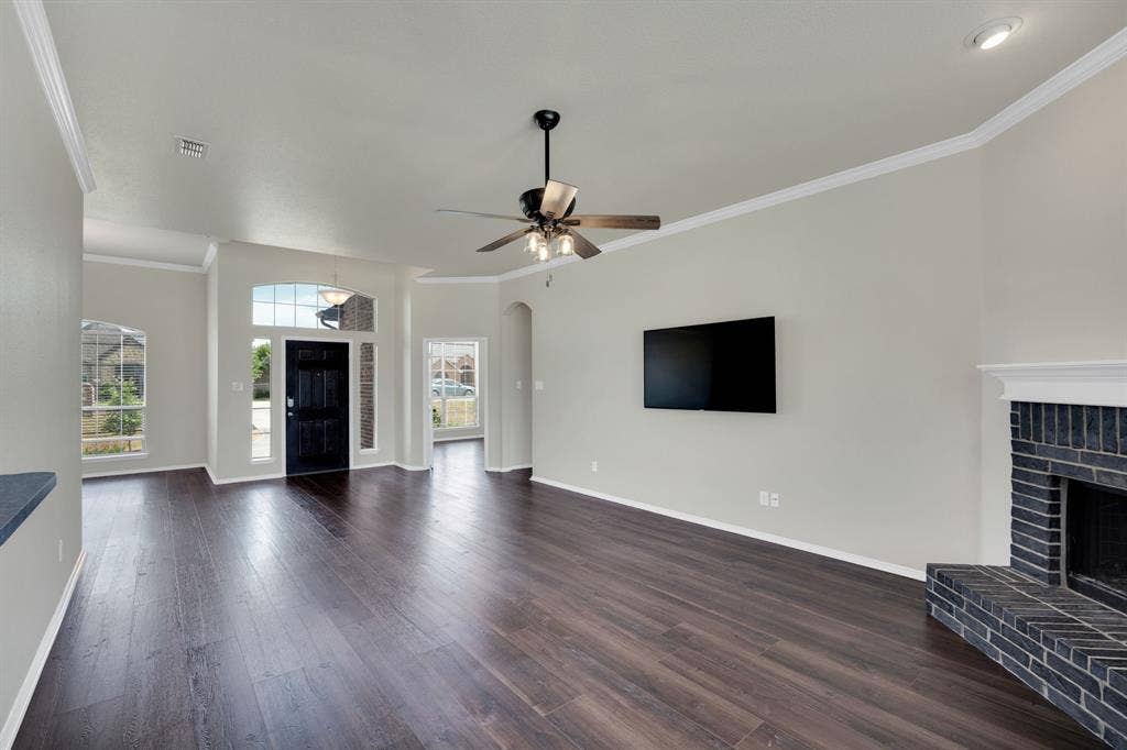 100 Windsor Circle, Waxahachie, TX 75165 100 Windsor Circle, Waxahachie, TX 75165