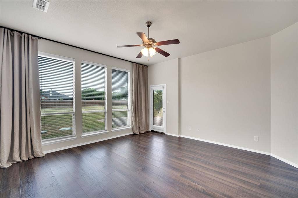 100 Windsor Circle, Waxahachie, TX 75165 100 Windsor Circle, Waxahachie, TX 75165