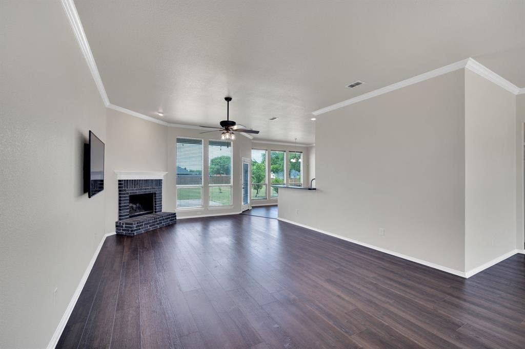100 Windsor Circle, Waxahachie, TX 75165 100 Windsor Circle, Waxahachie, TX 75165