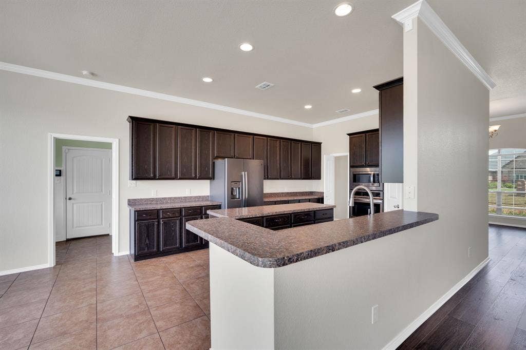 100 Windsor Circle, Waxahachie, TX 75165 100 Windsor Circle, Waxahachie, TX 75165