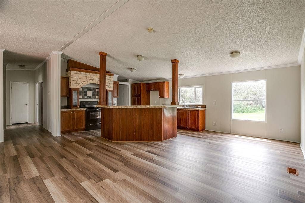 428 Brazos Mountain Drive, Weatherford, TX 76087 428 Brazos Mountain Drive, Weatherford, TX 76087