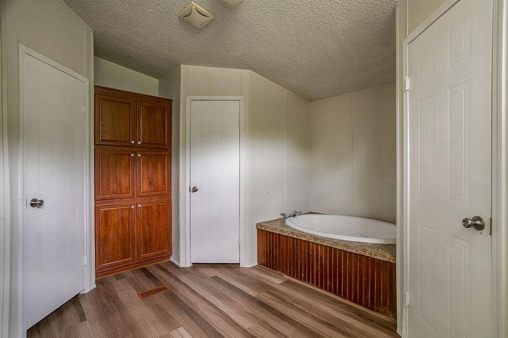 428 Brazos Mountain Drive, Weatherford, TX 76087 428 Brazos Mountain Drive, Weatherford, TX 76087