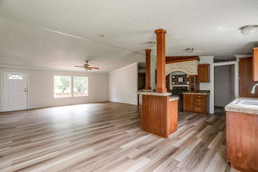 428 Brazos Mountain Drive, Weatherford, TX 76087 428 Brazos Mountain Drive, Weatherford, TX 76087