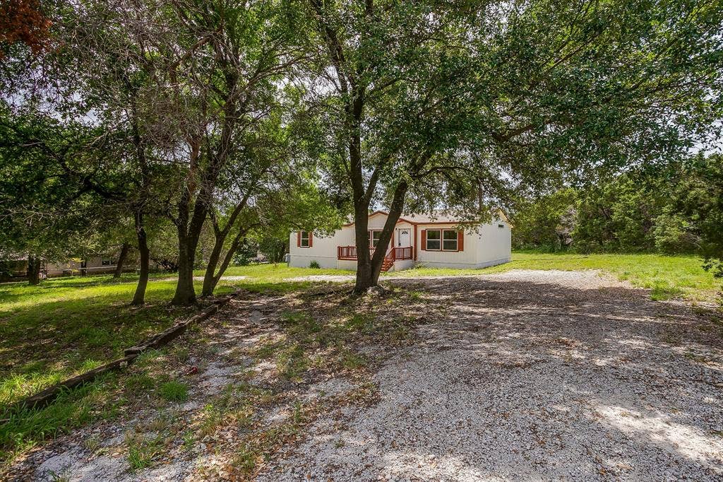 428 Brazos Mountain Drive, Weatherford, TX 76087 428 Brazos Mountain Drive, Weatherford, TX 76087