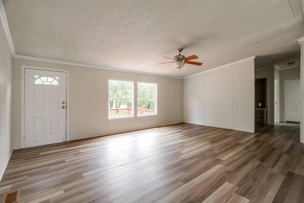 428 Brazos Mountain Drive, Weatherford, TX 76087 428 Brazos Mountain Drive, Weatherford, TX 76087