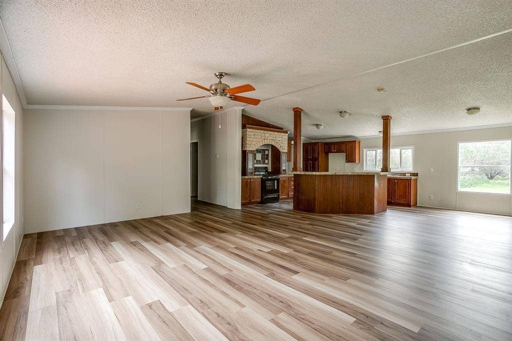 428 Brazos Mountain Drive, Weatherford, TX 76087 428 Brazos Mountain Drive, Weatherford, TX 76087