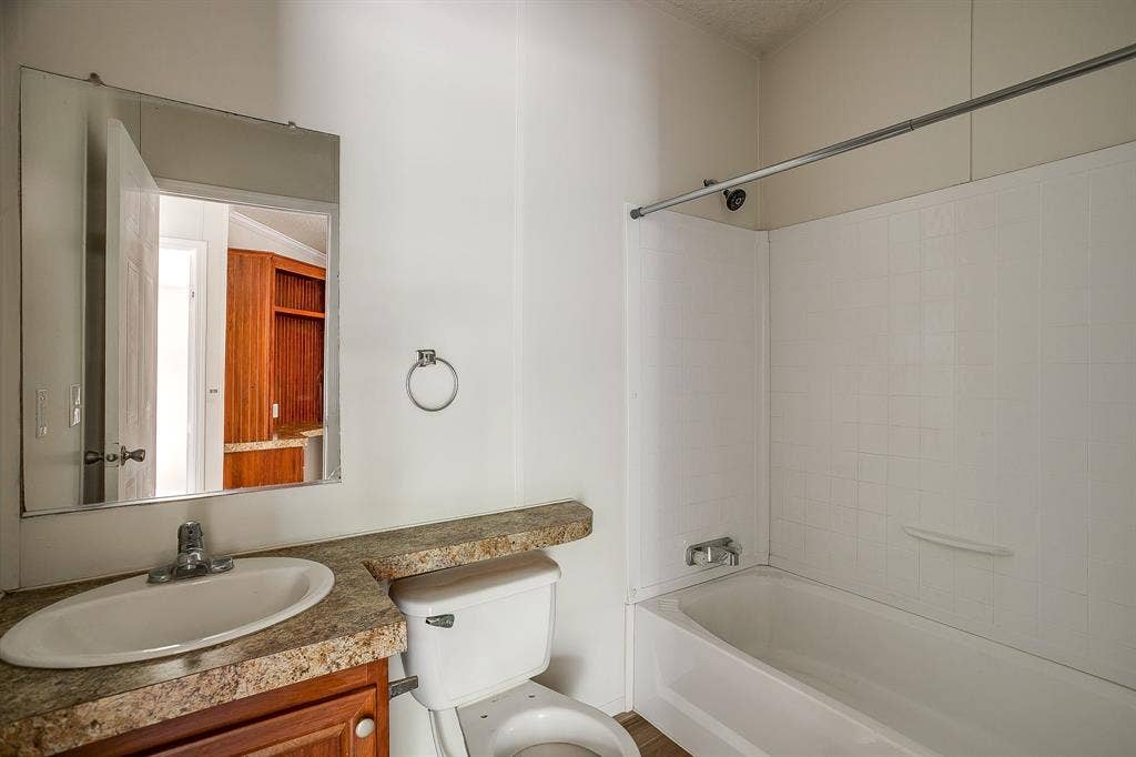 428 Brazos Mountain Drive, Weatherford, TX 76087 428 Brazos Mountain Drive, Weatherford, TX 76087