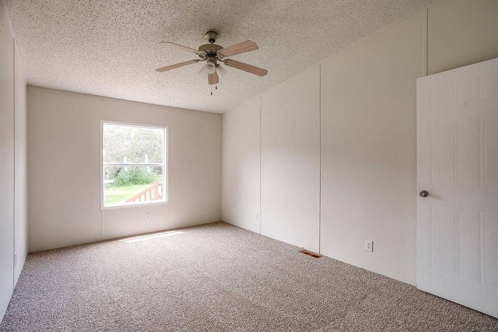 428 Brazos Mountain Drive, Weatherford, TX 76087 428 Brazos Mountain Drive, Weatherford, TX 76087