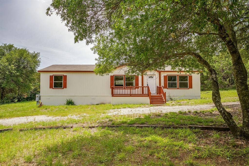 428 Brazos Mountain Drive, Weatherford, TX 76087 428 Brazos Mountain Drive, Weatherford, TX 76087