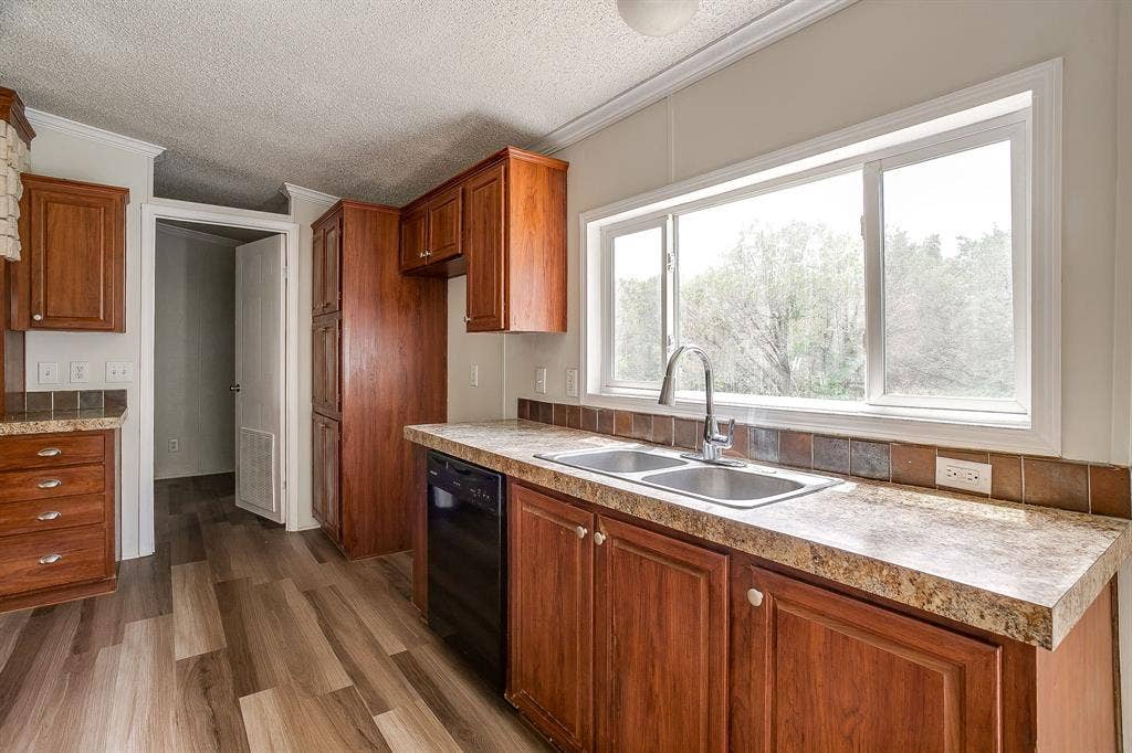 428 Brazos Mountain Drive, Weatherford, TX 76087 428 Brazos Mountain Drive, Weatherford, TX 76087