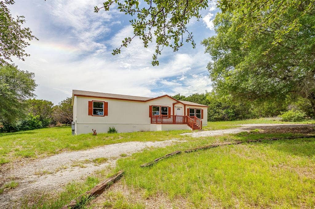 428 Brazos Mountain Drive, Weatherford, TX 76087 428 Brazos Mountain Drive, Weatherford, TX 76087
