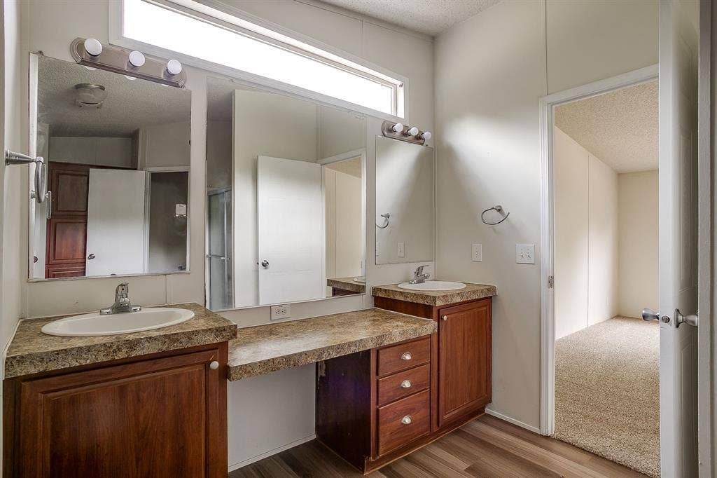 428 Brazos Mountain Drive, Weatherford, TX 76087 428 Brazos Mountain Drive, Weatherford, TX 76087