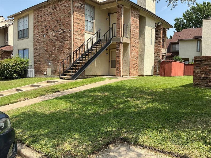 Property photo for 934 Turtle Cove, #156, Irving, TX