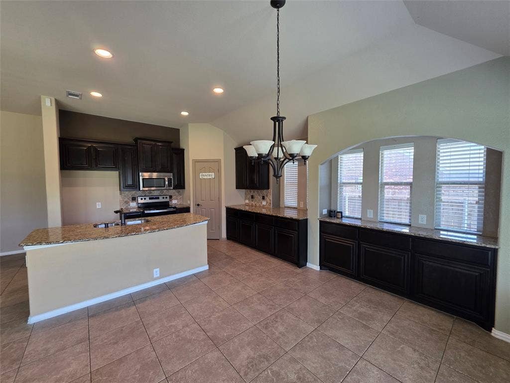 6602 Morning Dew Drive, Midlothian, TX 76065 6602 Morning Dew Drive, Midlothian, TX 76065