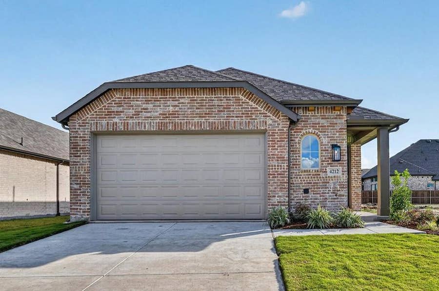 Property photo for 4212 Elk Hair Drive, Royse City, TX