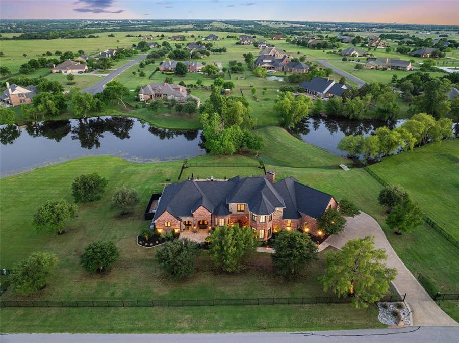 Property photo for 4750 Lake Drive, Celina, TX