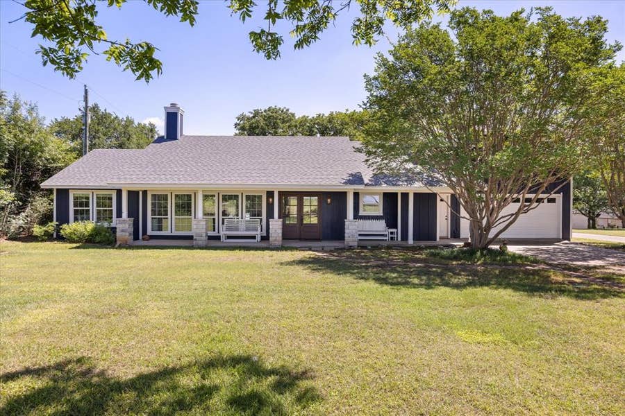Property photo for 3818 Mambrino Highway, Granbury, TX