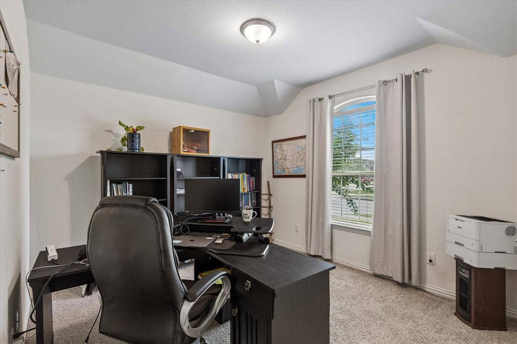 14824 Rocky Face Lane, Fort Worth, TX 76052 Spacious Office w/Closet or Extra Bedroom.