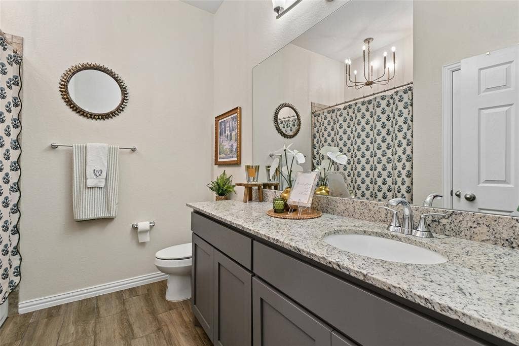 2532 Bunker Hill Drive, Burleson, TX 76028 2532 Bunker Hill Drive, Burleson, TX 76028