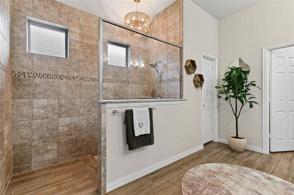2532 Bunker Hill Drive, Burleson, TX 76028 2532 Bunker Hill Drive, Burleson, TX 76028