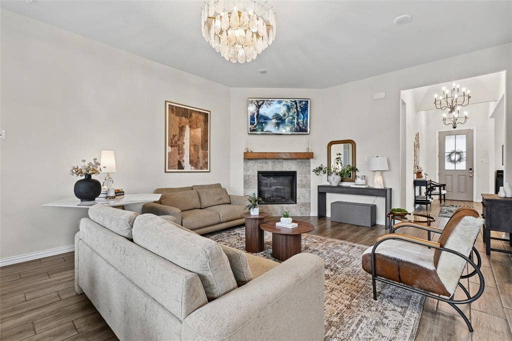 2532 Bunker Hill Drive, Burleson, TX 76028 2532 Bunker Hill Drive, Burleson, TX 76028