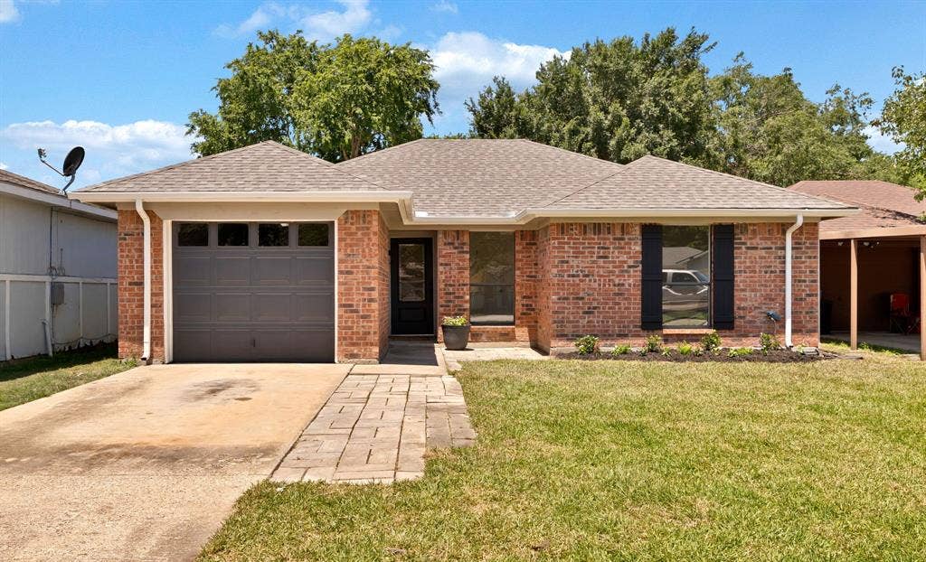 11320 Golden Triangle Circle, Fort Worth, TX 76244 11320 Golden Triangle Circle, Fort Worth, TX 76244