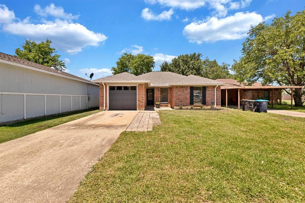 11320 Golden Triangle Circle, Fort Worth, TX 76244 11320 Golden Triangle Circle, Fort Worth, TX 76244