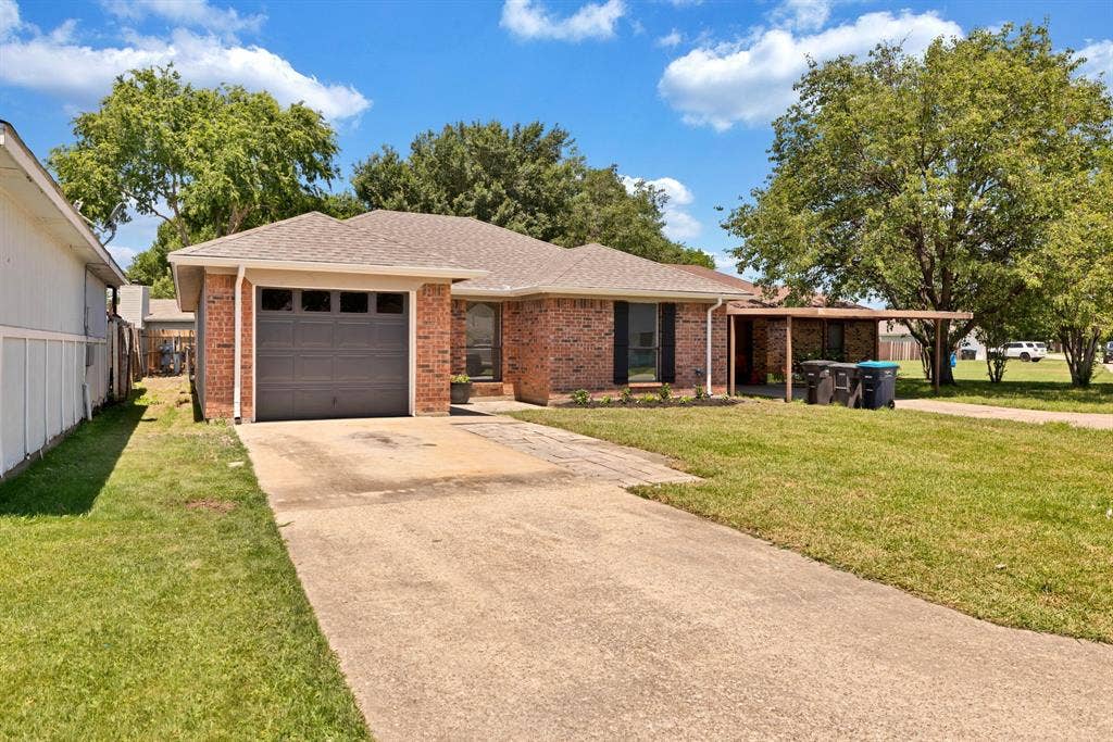 11320 Golden Triangle Circle, Fort Worth, TX 76244 11320 Golden Triangle Circle, Fort Worth, TX 76244