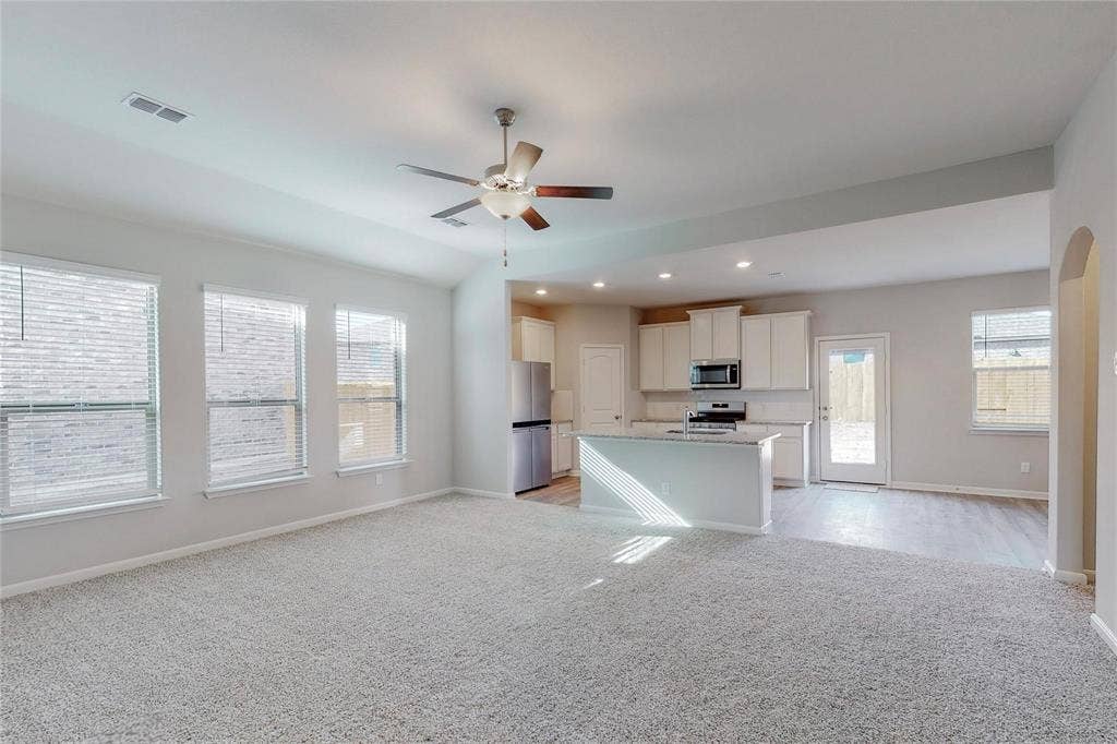 2113 Emma Court, Anna, TX 75409 Living Room