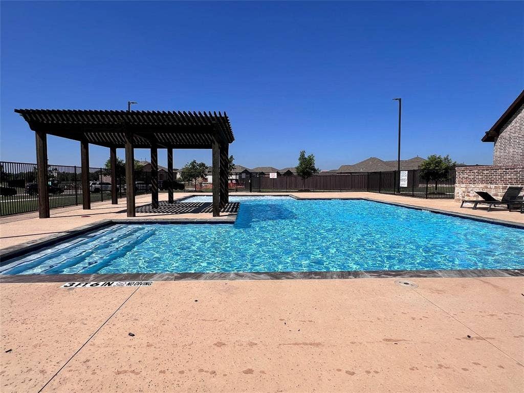 2113 Emma Court, Anna, TX 75409 Community Pool