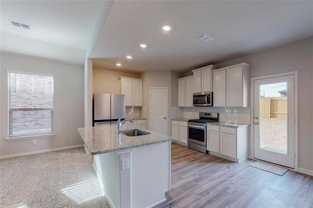 2113 Emma Court, Anna, TX 75409 2113 Emma Court, Anna, TX 75409
